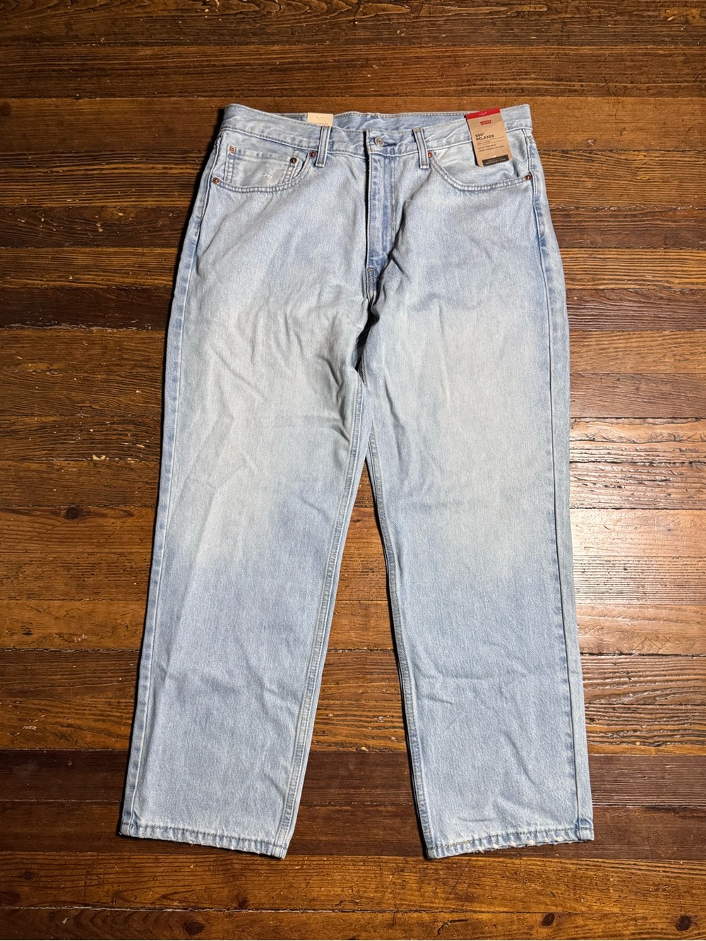 Levi’s 550 Relaxed Fit Jeans Blue Denim 36x30 NWT Light Wash 005500114